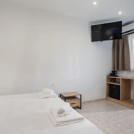 Olevia Comfort Bed and Breakfast Φαληράκι