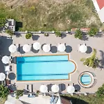 Olevia Comfort 3*
