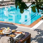 فندق مبيت وإفطار Olevia Comfort فاليراكي
